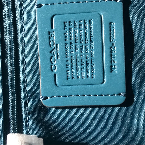 💕COACH LEXY LEATHER BAG • *LIMITED* & *RARE*! - Picture 4 of 7